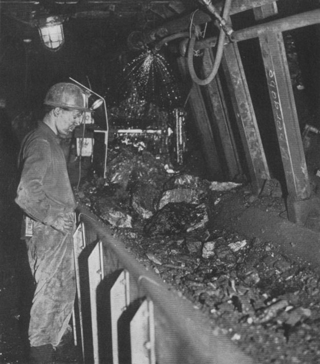 Where two conveyors are connected !
